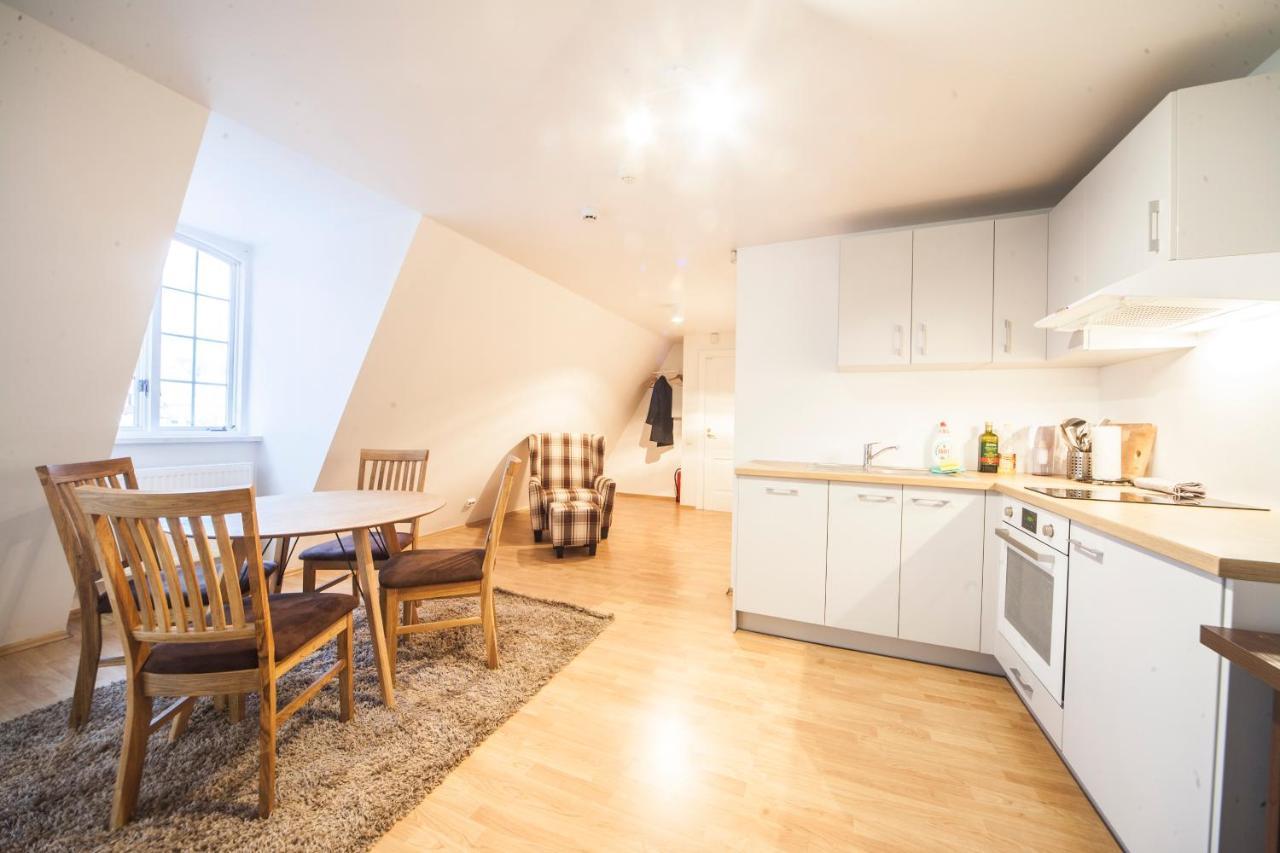 2 Level Apartments In Old Town Рига Экстерьер фото