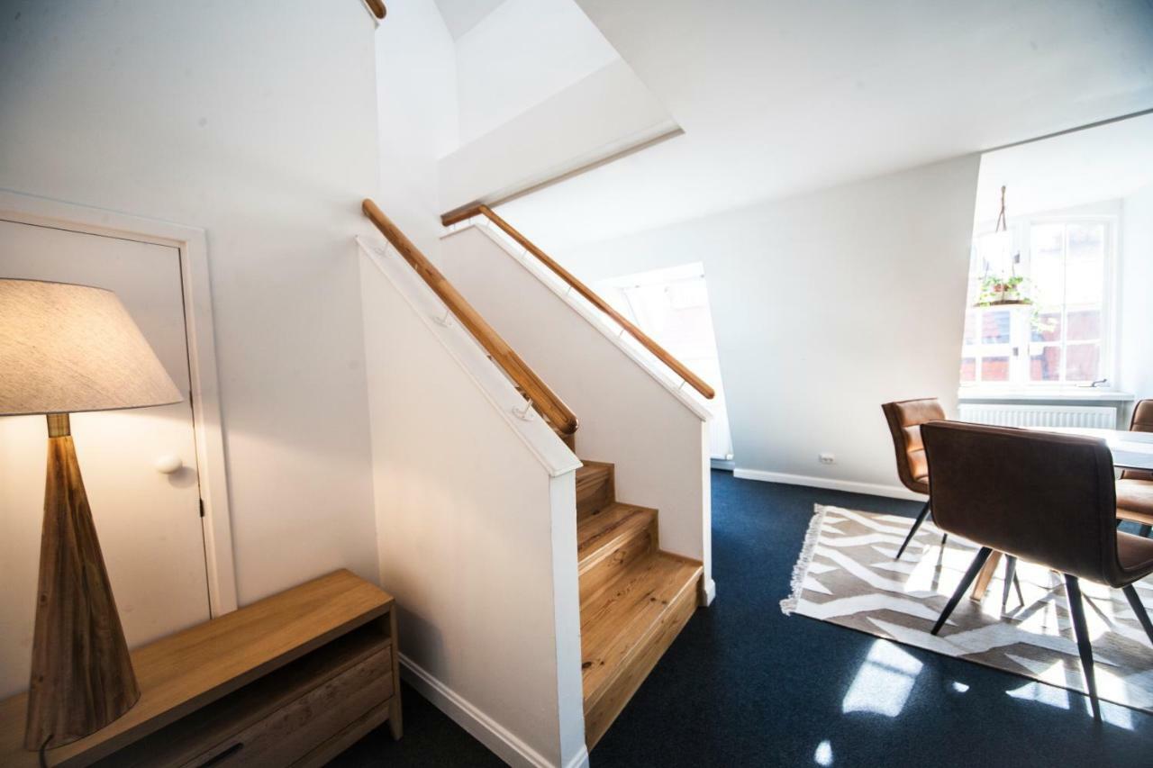 2 Level Apartments In Old Town Рига Экстерьер фото