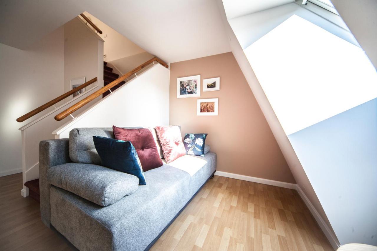 2 Level Apartments In Old Town Рига Экстерьер фото